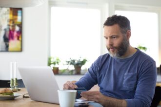 What happens to my credit card if the issuing bank is closed?