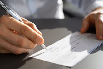 How to write a check: a step-by-step guide