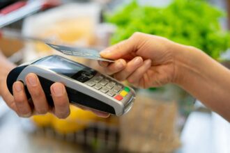 What income do I need to earn a credit card?