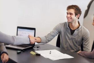 What is a simple car loan? How does it work?