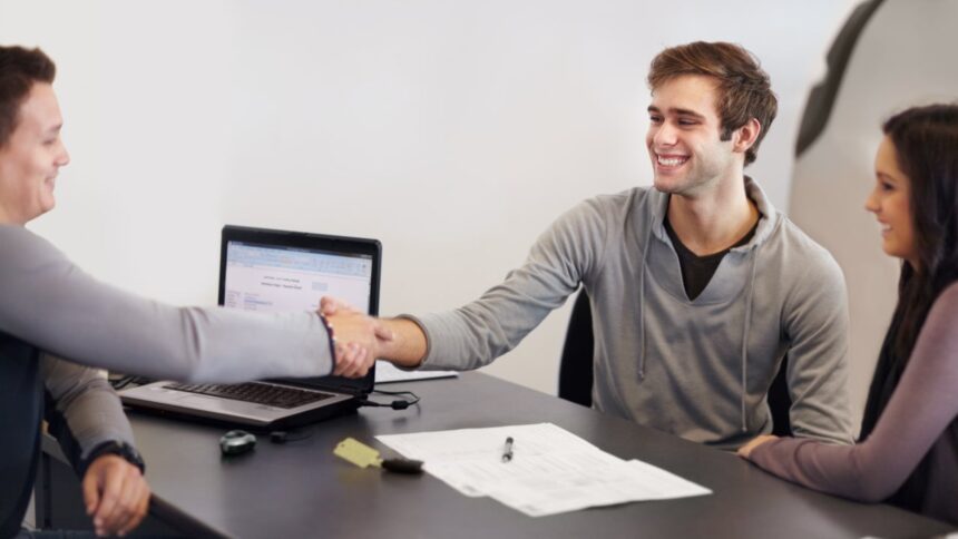 What is a simple car loan? How does it work?