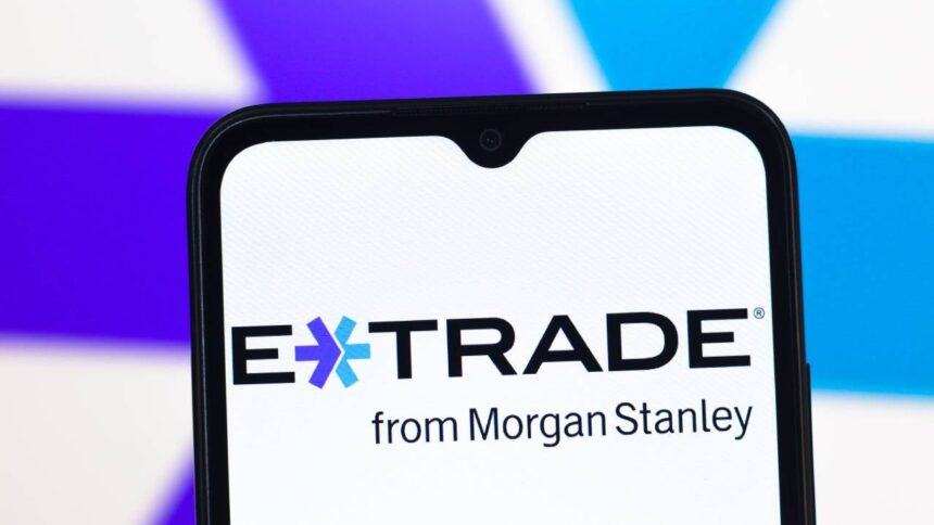 NO-FEE Index Fund: e-trade vs. faithful